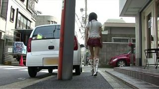Tiga Badan Bergelora: Jepang Kurus Digilas Dua Lelaki