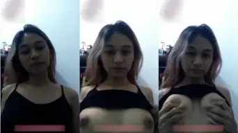 Tiktoker Cantik Pamer Payudara Montok Untuk Pacar Di Video Panas 01