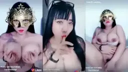 Indry Hoy Menggoyang Dildo Sambil Meremas Payudara Di Likee
