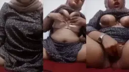 Janda Berjilbab Tiba-tiba Bugil Colmek Menggairahkan