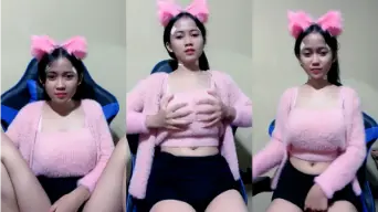 Syafirah Mango Tobrut Menggoda Dengan Gaun Pink Yang Menyala