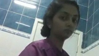 Perawat Tamil Nadu Bugil Di Kamar Mandi, Selfie Mms Hot