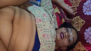 Suami Bangunin Istri Sambil Rekaman Adegan Panas Desi Nya