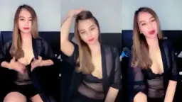 Live Abg Seksi Ngocok Montok Sampai Basah.