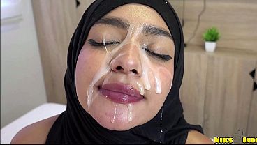 Cewek Jilbab Abg Digenjot Sampai Muncrat, Lalu Ditinggal Begitu Aja