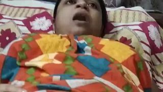 Boudi Bengali Pake Gown Lagi Colmek, Nafsu Banget.