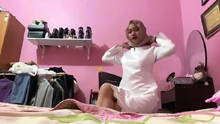 Clara Pamerin Celah Dalam Hijab, Sangean Sampe Ngelu