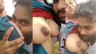 Pervert Ngeres Nyedot Toket Ceweknya Di Mesum Outdoor Ala Desi