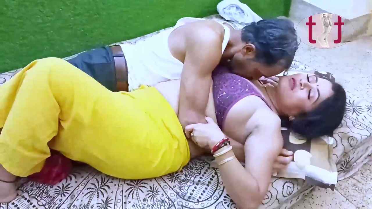 Savita Bhabhi 2024 Pamer Tetek Gede Sambil Ngentot Video Hindi Xxx