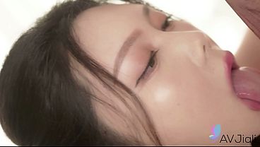 Ban Ban, Cewek China Seksi, Digenjot Brutal Sampai Meraung.