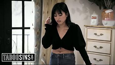 Satu Pelacur Asia Kesepian Butuh Kontol Buat Ngisi Perutnya Sampai Penuh.